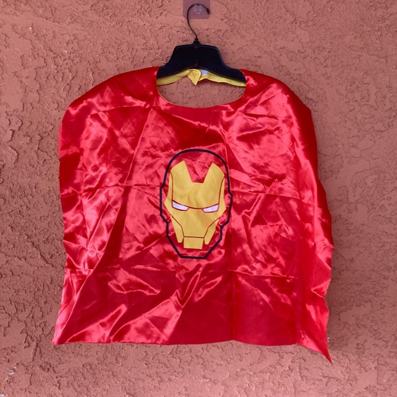 🌼$5🌼 Kids Iron man cape - Picture 1 of 2